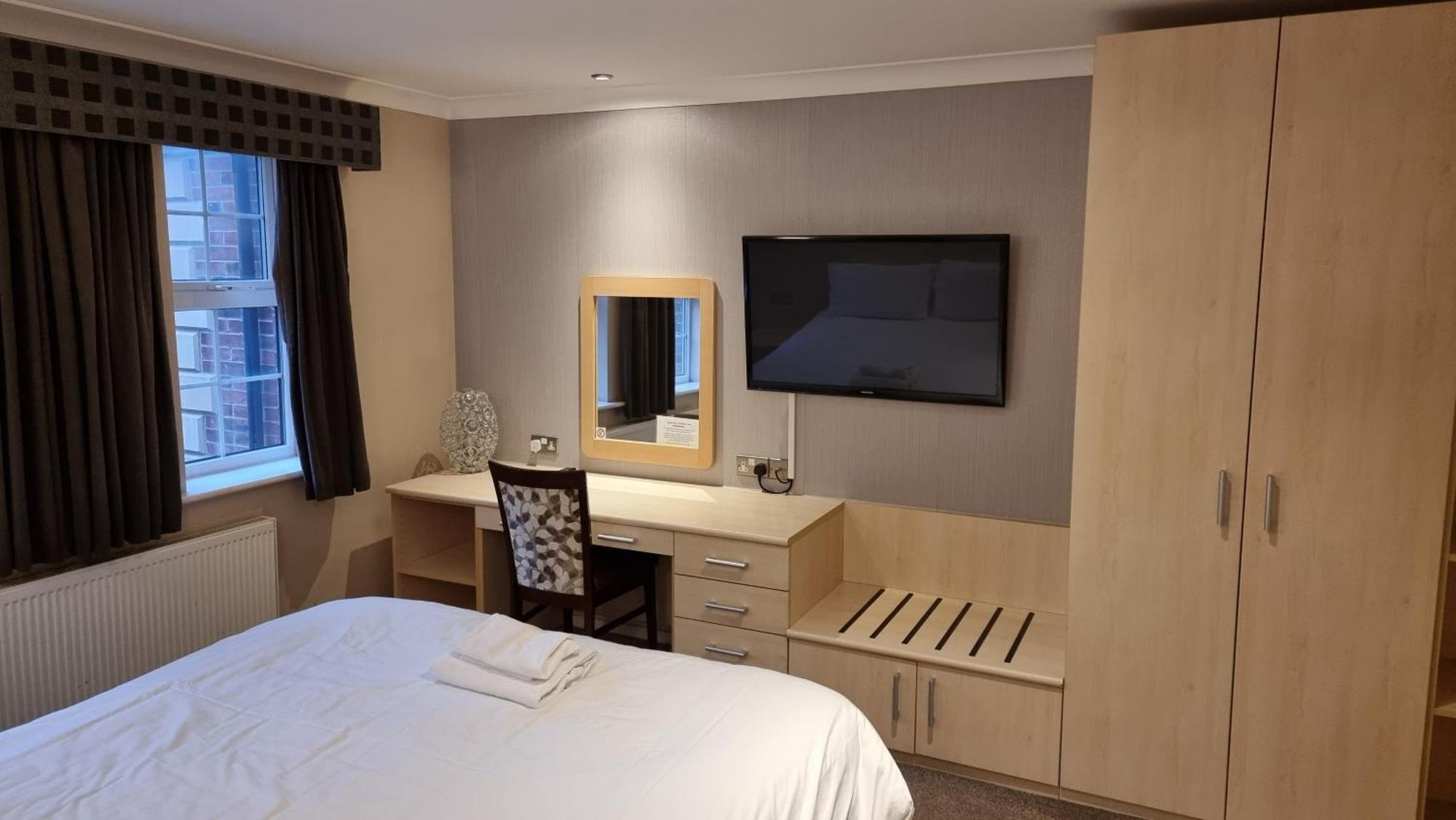 The Avenue Hotel Ltd Клайтеро Экстерьер фото